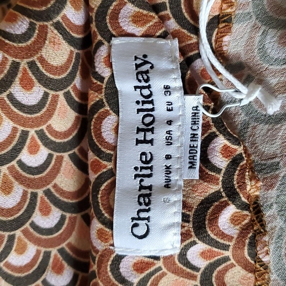 Charlie Holiday Kenzie Mini Geometric Print Slip Dress Size S (4) - Picture 9 of 10